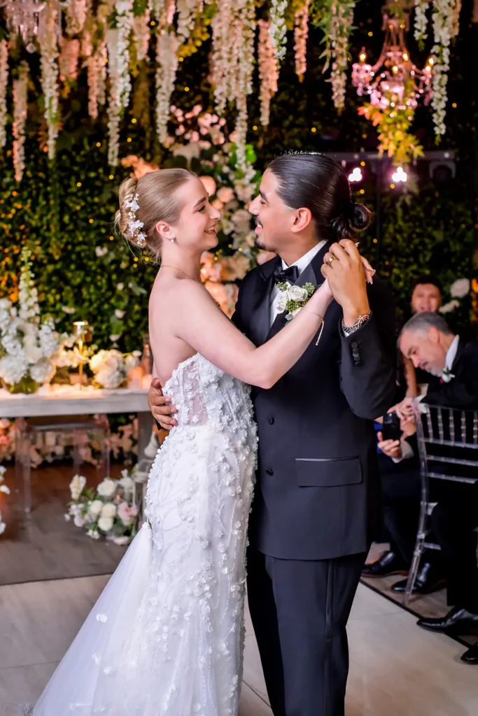 albertson wedding chapel dancing